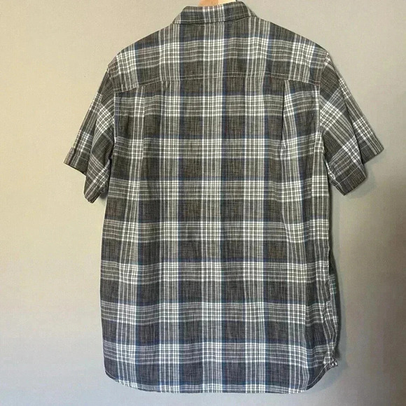 The North Face Mens Blue, Gray, Black Plaid Button Down Shirt Size M Lightweight - Picture 3 of 10